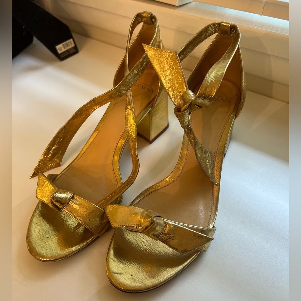 Alexandre Birman Metallic Gold Knotted Strap Block Heel Sandals